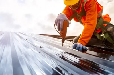 Travaux de zinguerie aux Gours